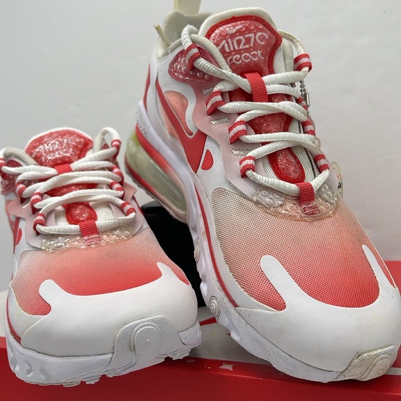 Nike WMNS Sneakers AIR MAX 270 REACT SE
WHITE/TRACK RED-BARELY ROSE BV3387 100 - Picture 4 of 16